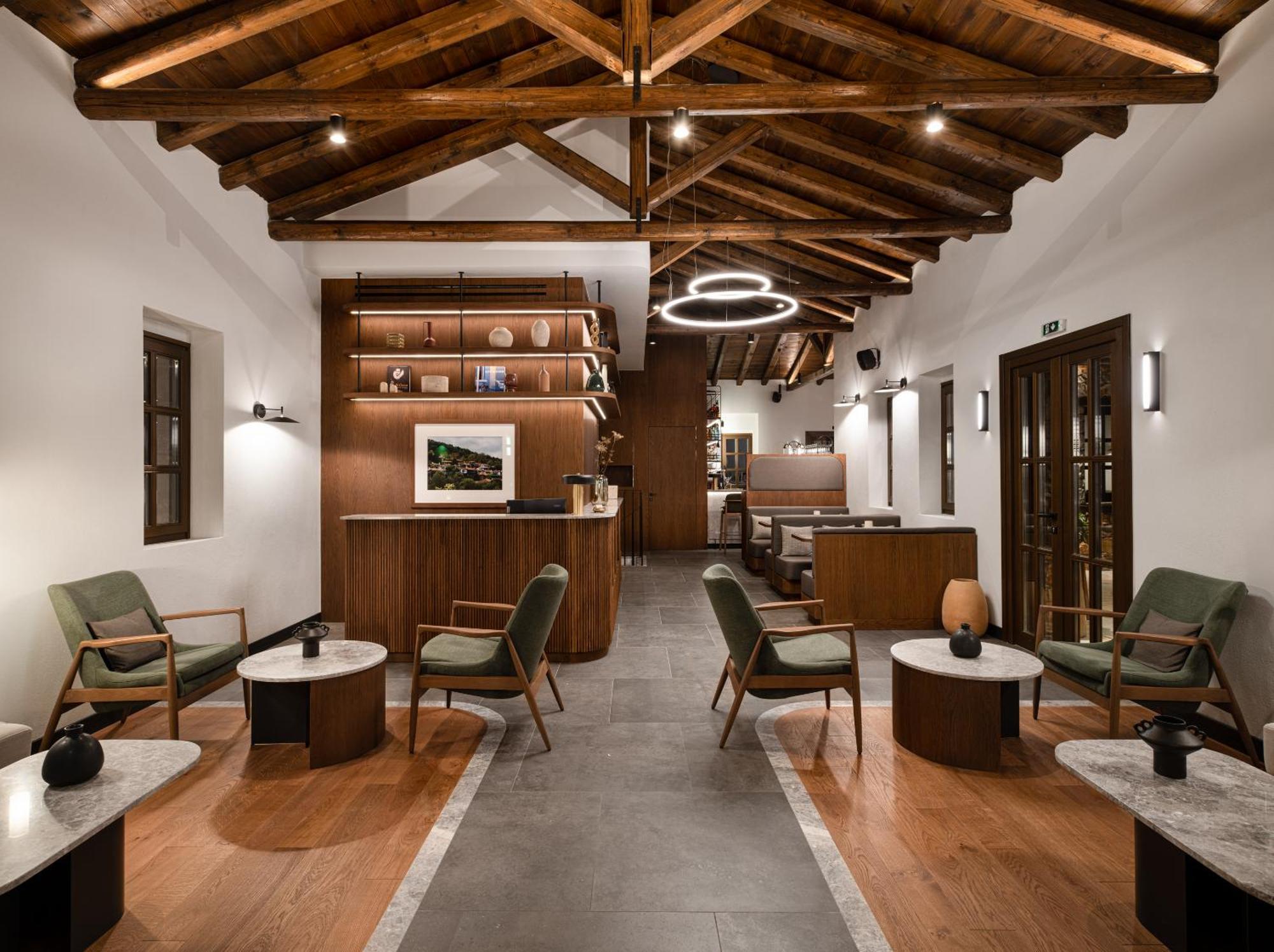Unedo All Seasons Boutique Hotel ปาเลออส ปานเตเลมอน ภายนอก รูปภาพ