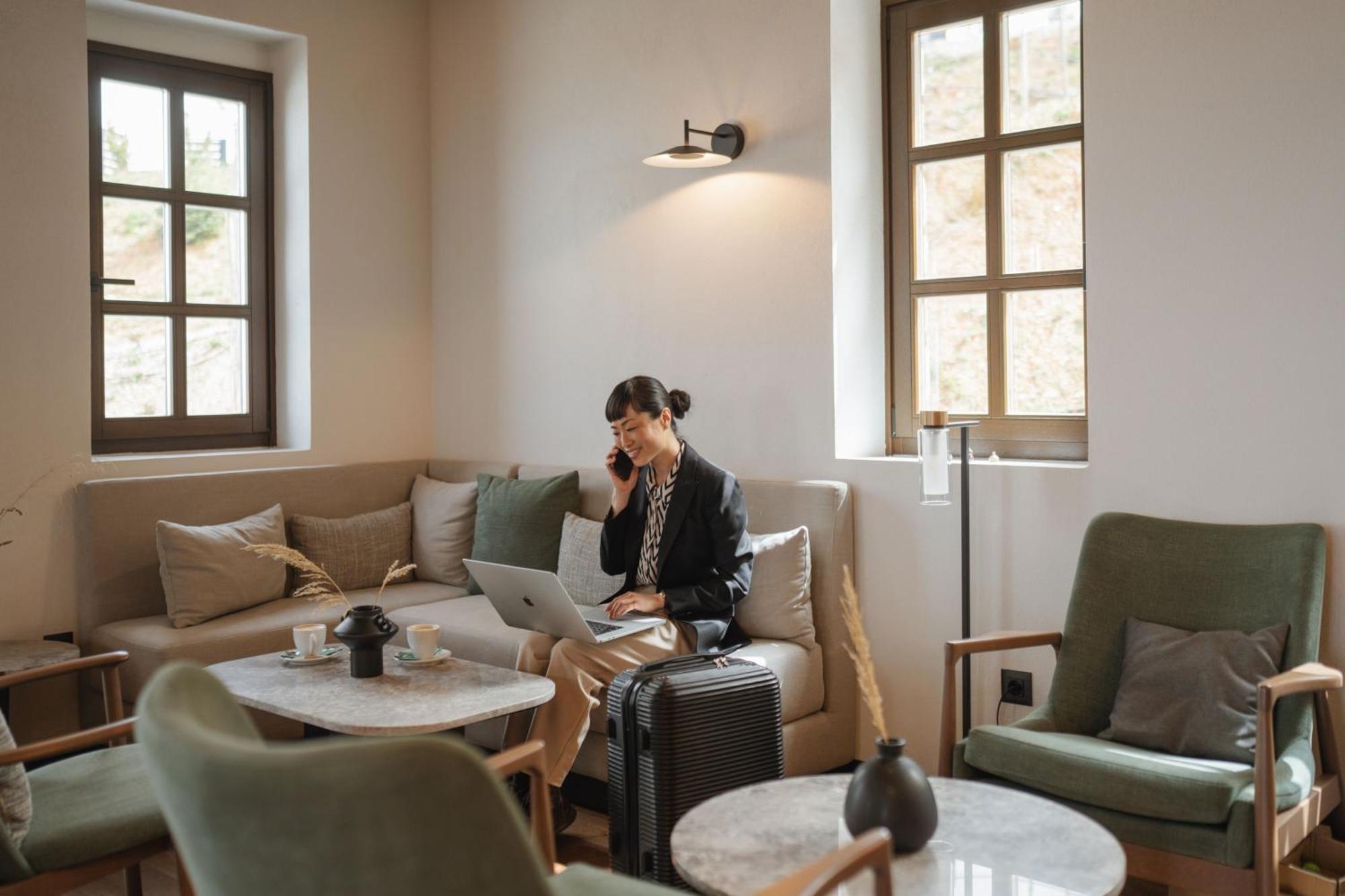 Unedo All Seasons Boutique Hotel ปาเลออส ปานเตเลมอน ภายนอก รูปภาพ